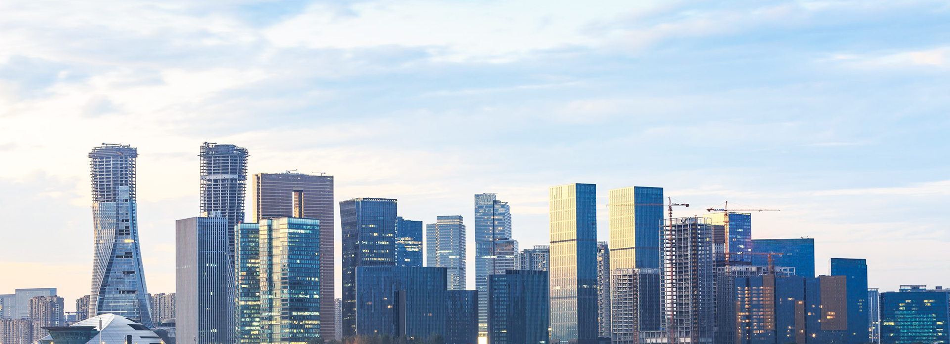 亿万国际集团有限责任公司